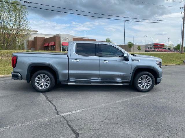 Used 2023 GMC Sierra 1500 Denali w/ Technology Package AWD/4WD image 8