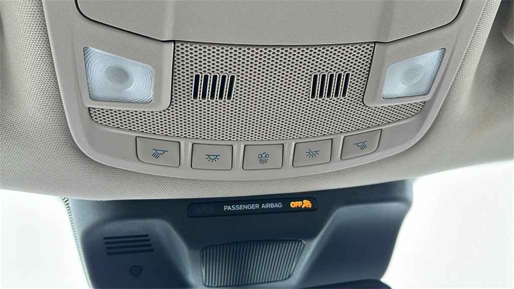 Used 2024 Ford Expedition Max XLT image 25