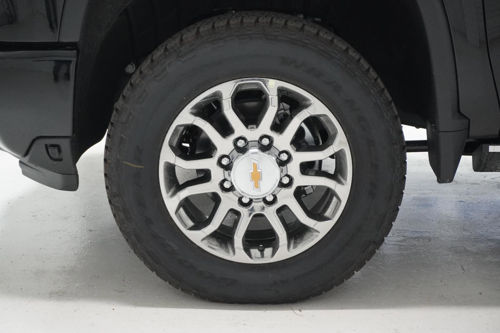New 2026 Chevrolet Silverado 2500 LTZ w/ Z71 Chrome Sport Edition image 9