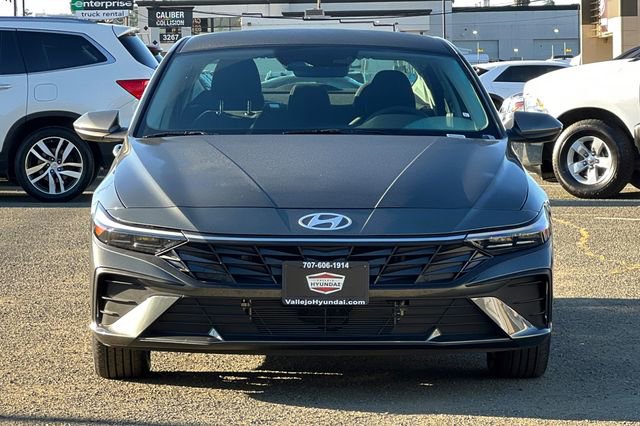 New 2026 Hyundai Elantra Blue image 3