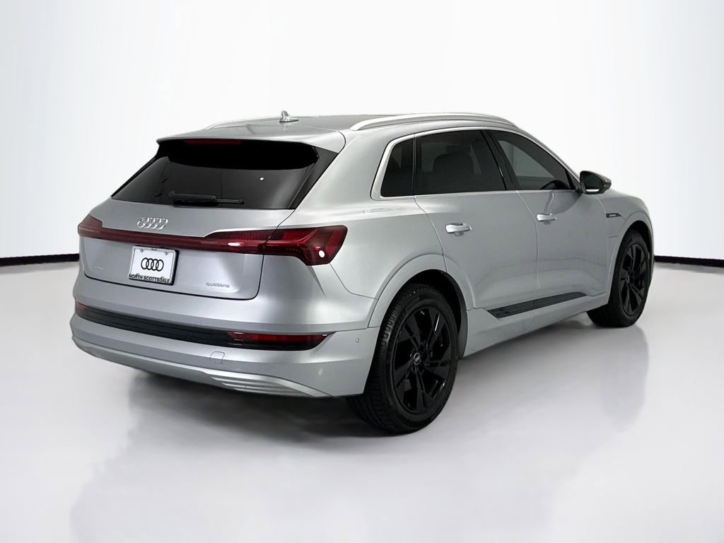 Certified 2023 Audi e-tron Premium Plus w/ Premium Plus Package AWD/4WD image 5