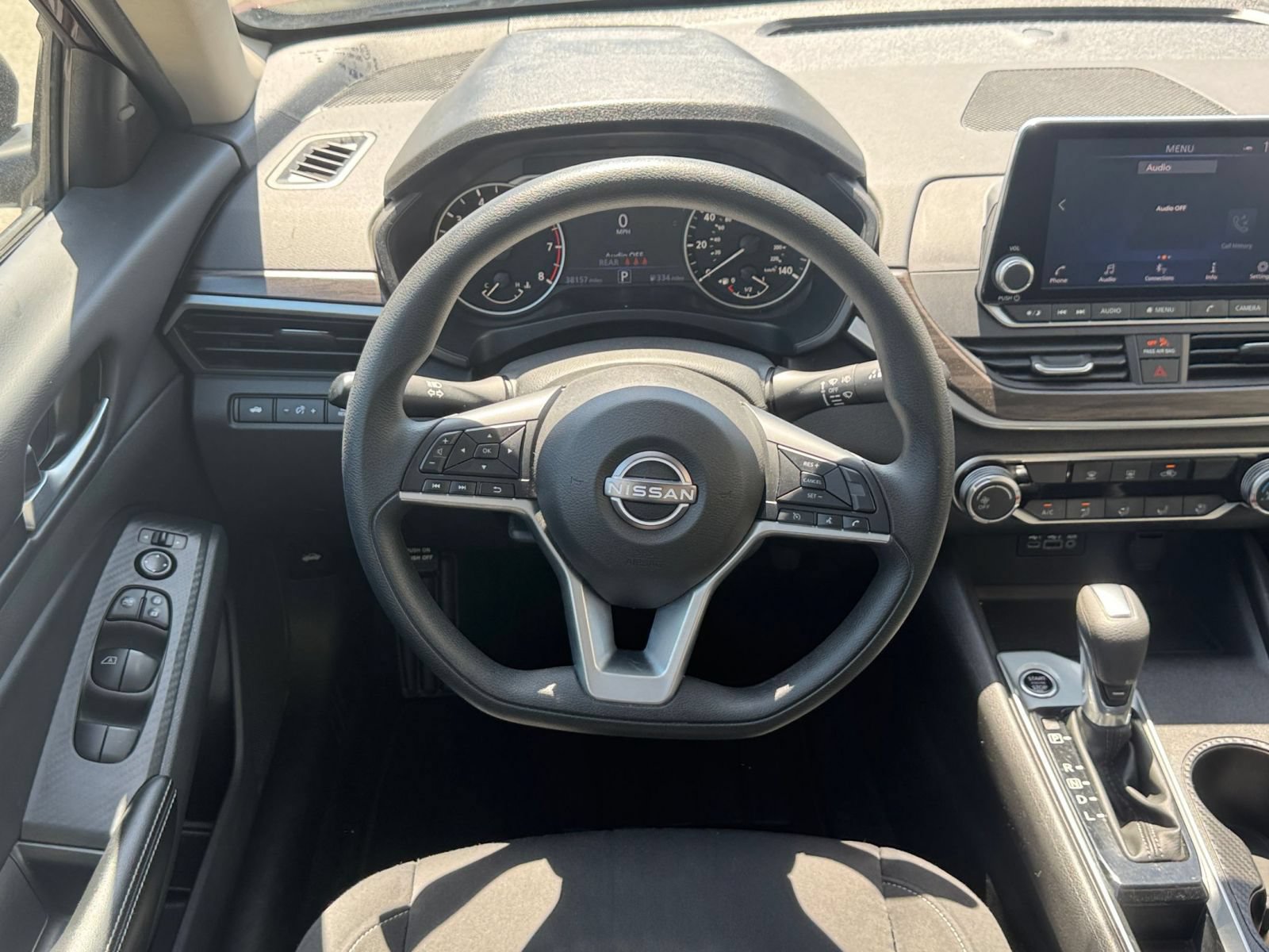 Used 2025 Nissan Altima 2.5 SV FWD image 28