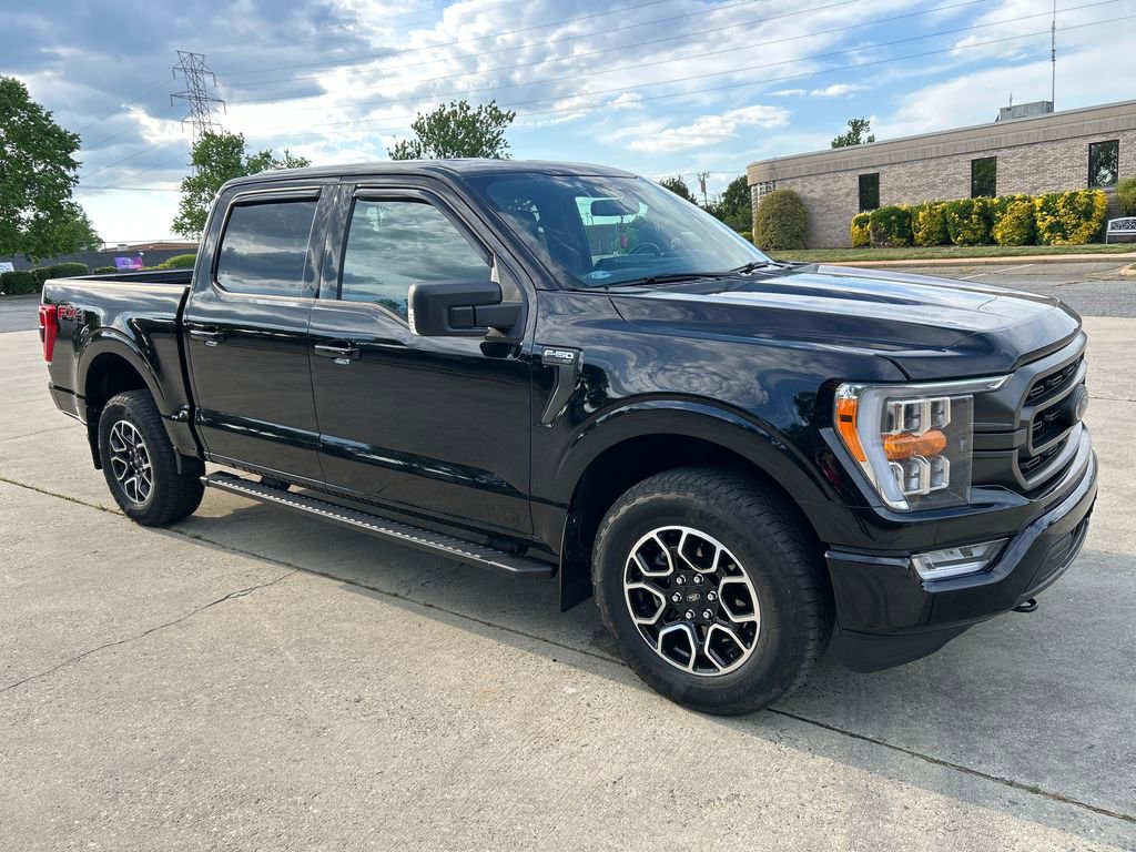 Used 2022 Ford F150 XLT w/ Equipment Group 302A High image 9
