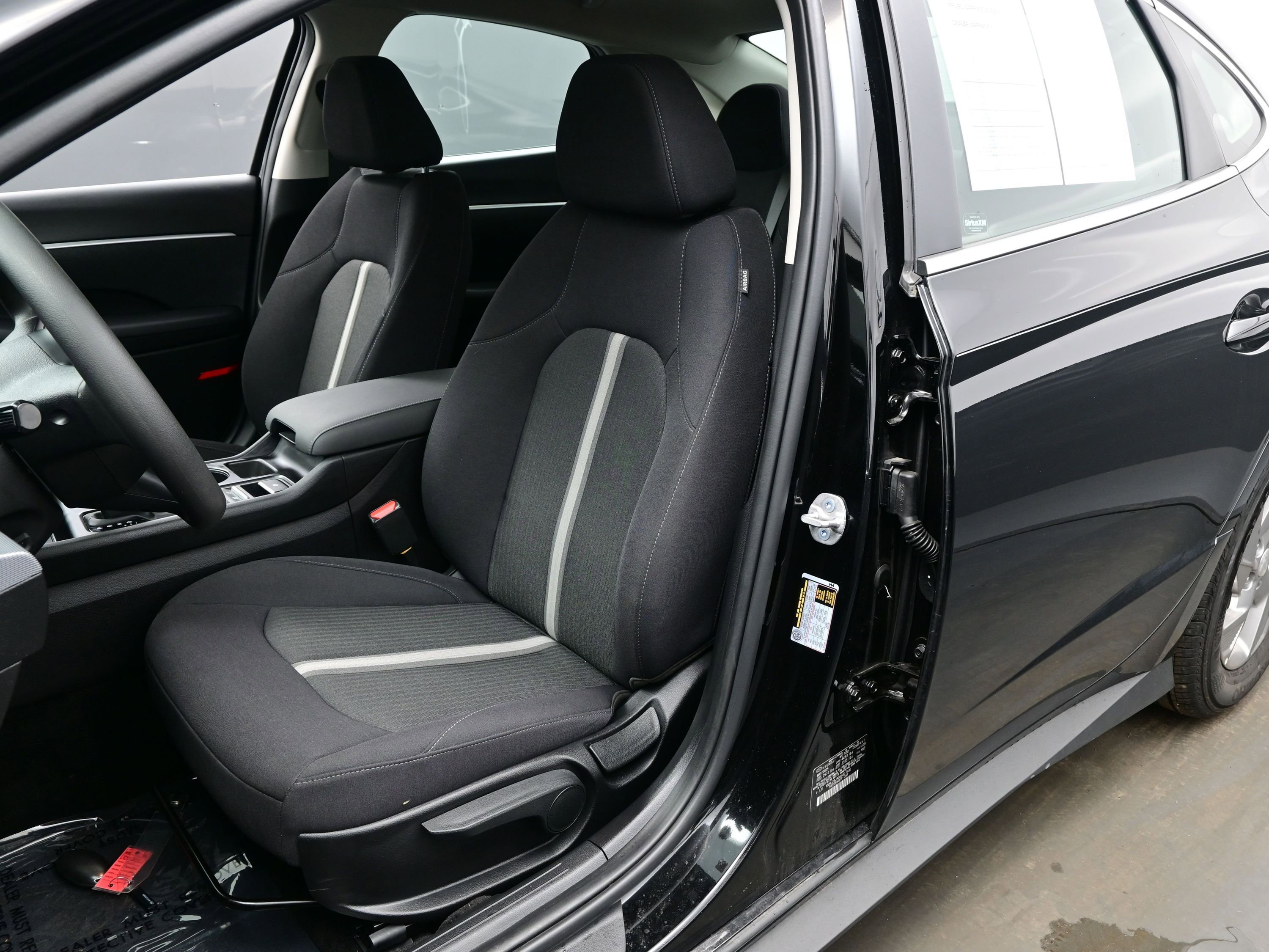 Certified 2025 Hyundai Sonata SE image 11