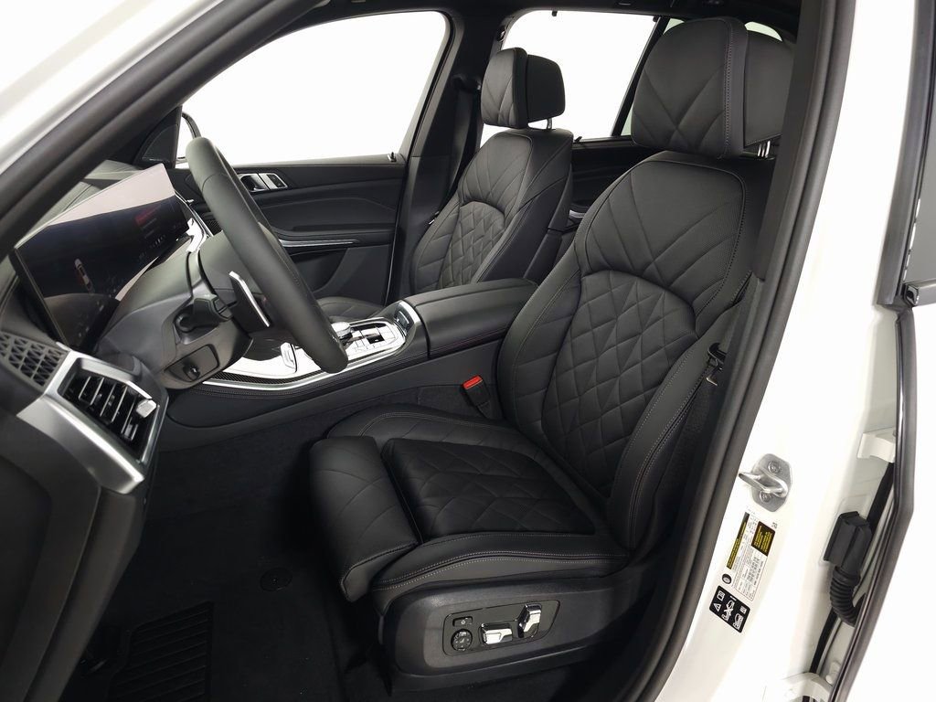 Used 2025 BMW X5 M60i w/ Executive Package image 18