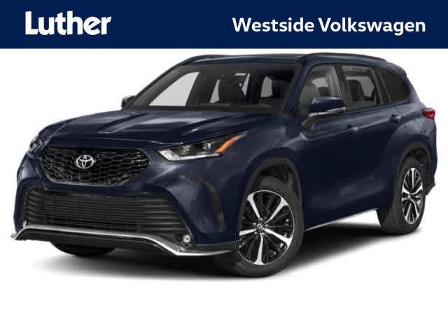 Used 2022 Toyota Highlander XLE AWD/4WD video 1