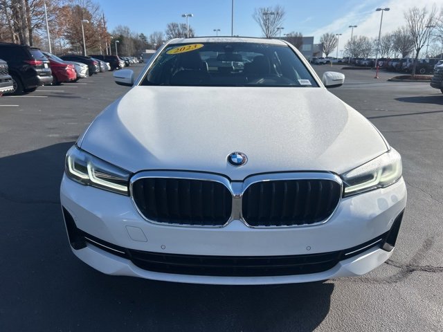 Used 2023 BMW 540i xDrive w/ Premium Package image 2