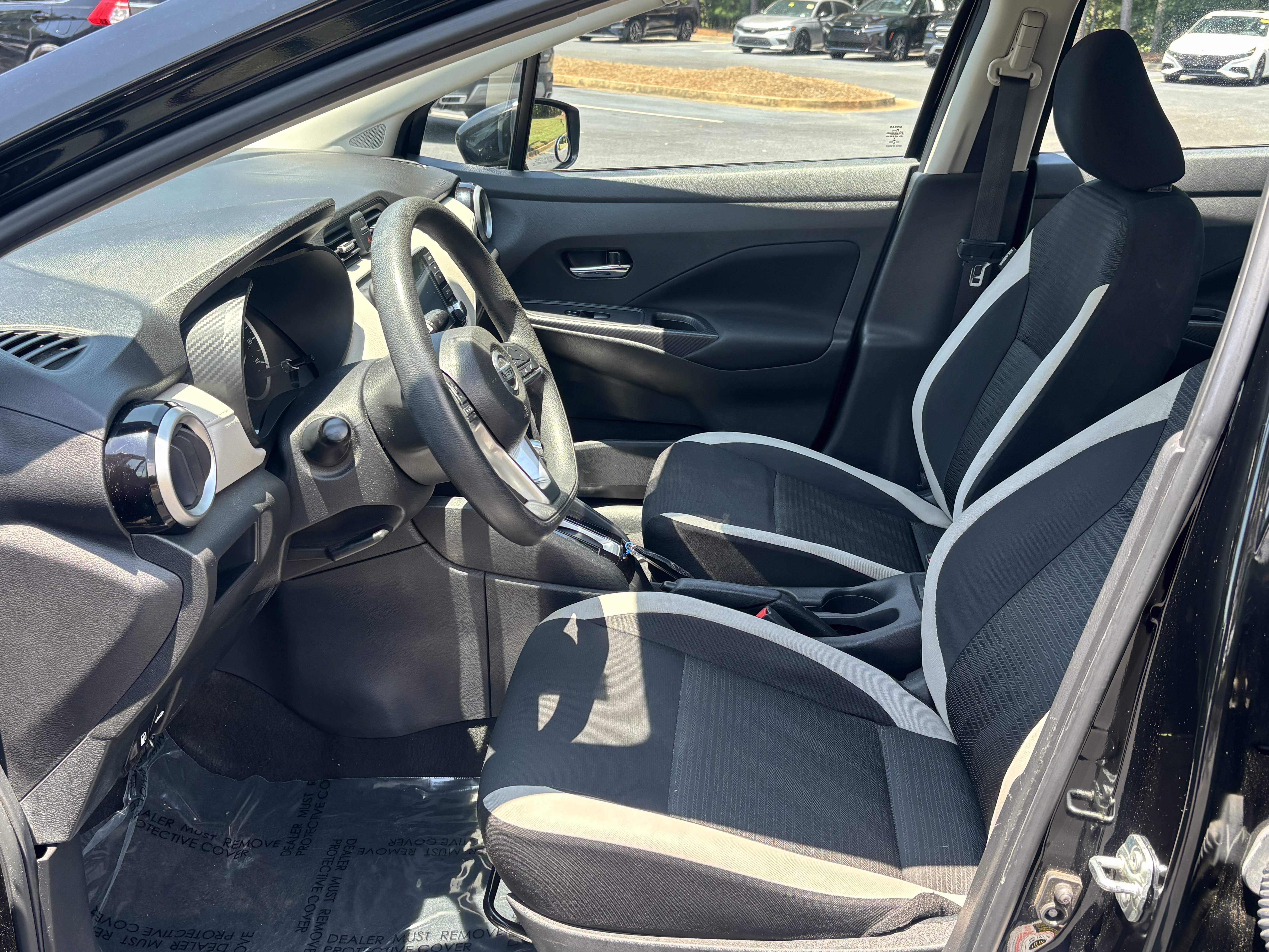 Used 2021 Nissan Versa SV FWD image 16