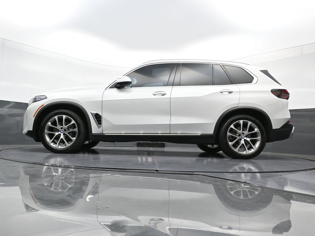 Used 2025 BMW X5 xDrive40i image 25