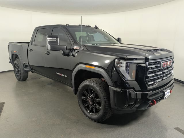 Used 2025 GMC Sierra 2500 AT4 w/ Technology Package AWD/4WD image 2