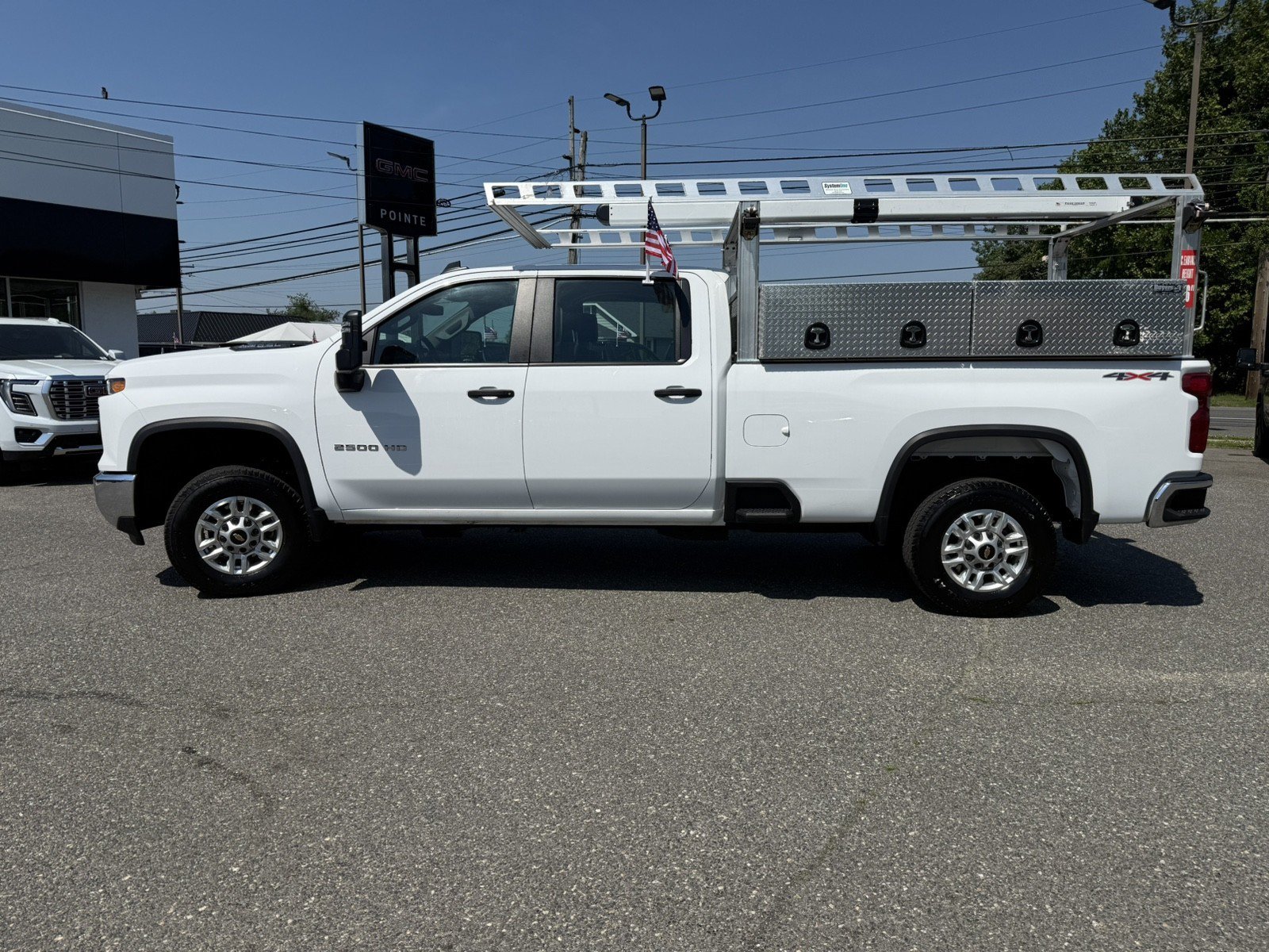 Used 2025 Chevrolet Silverado 2500 W/T w/ WT/CX Safety Package AWD/4WD image 6
