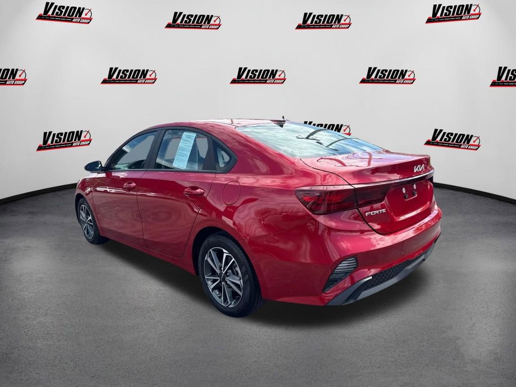 Used 2023 Kia Forte LXS w/ LXS Technology Package image 7