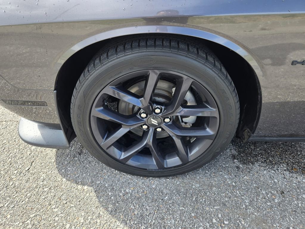 Used 2021 Dodge Challenger R/T w/ Blacktop Package image 12