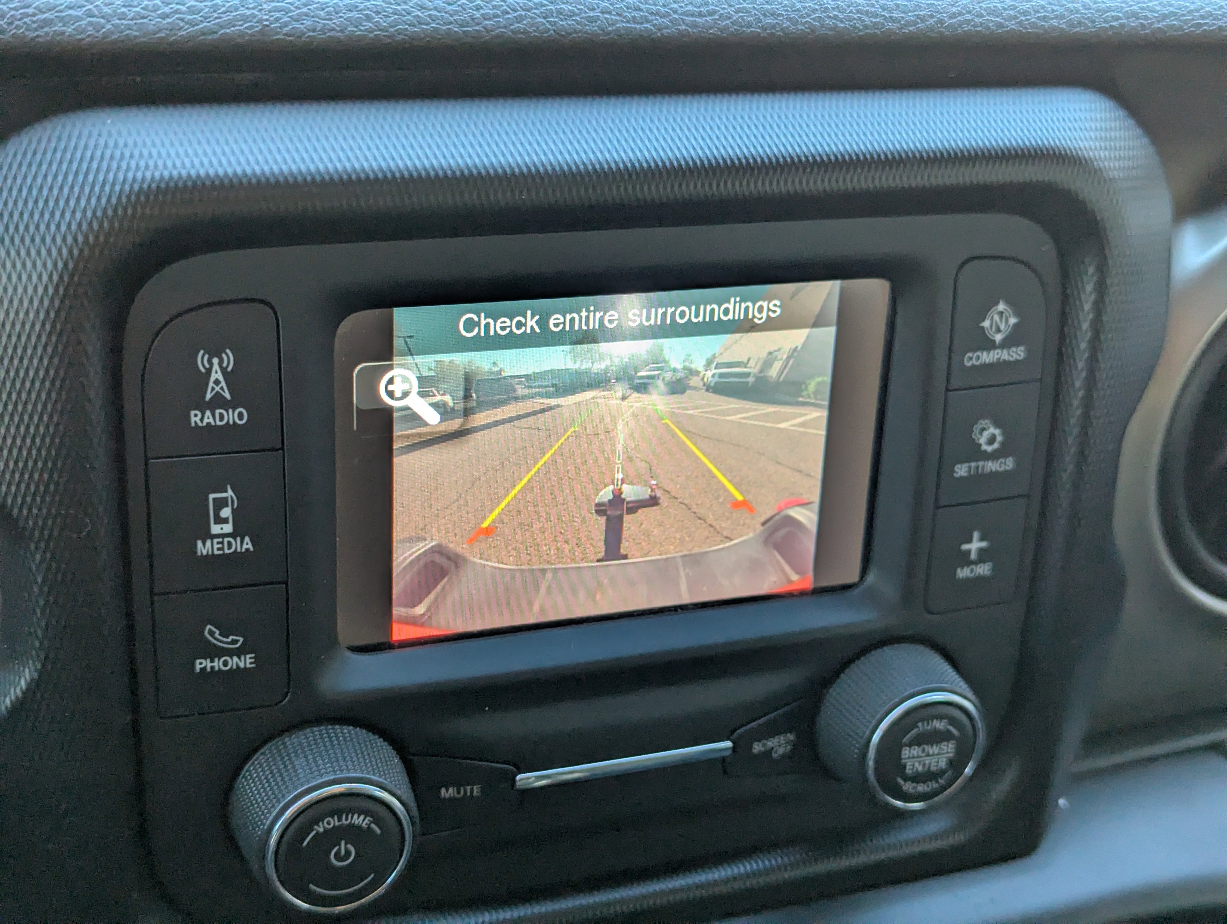 Used 2020 Jeep Gladiator Sport w/ Trailer Tow Package image 25