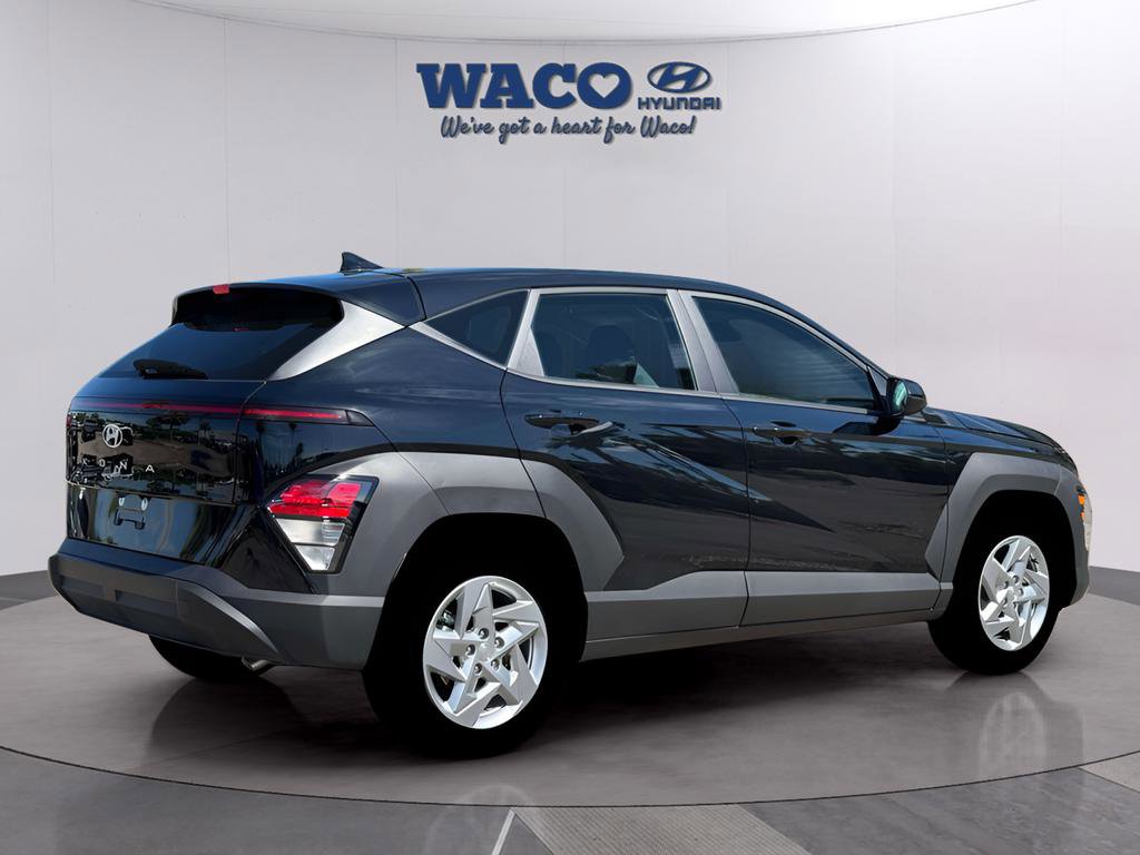 Used 2026 Hyundai Kona SE image 8