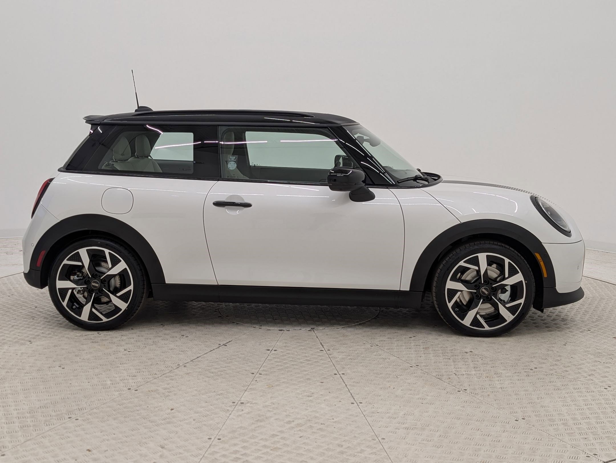 New 2026 MINI Cooper S image 8