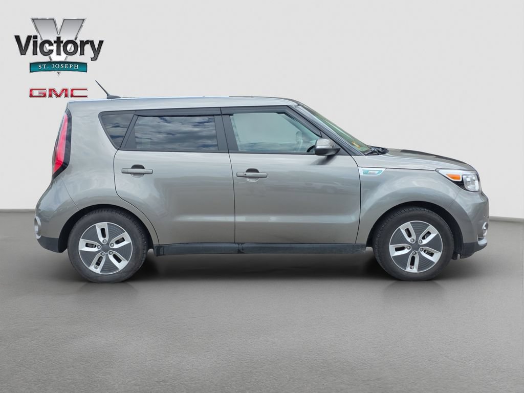 Used 2017 Kia Soul EV + w/ Sun & Fun Package FWD image 18