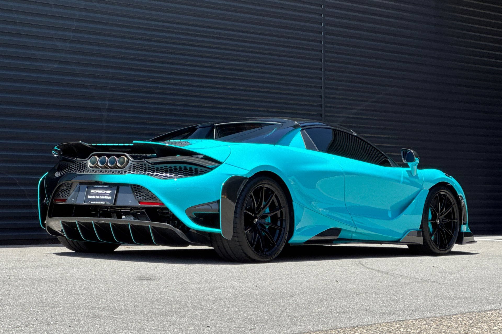 Used 2022 McLaren 765LT RWD image 8