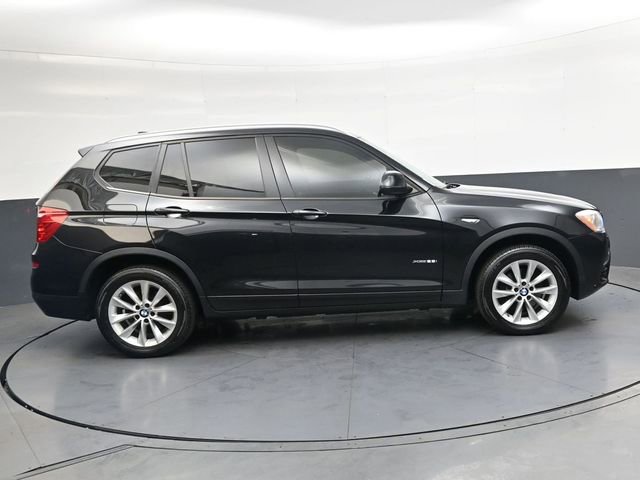 Used 2017 BMW X3 xDrive28i AWD/4WD image 3