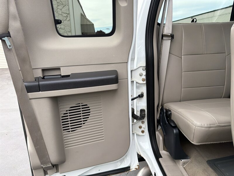 Used 2008 Ford F350 Lariat AWD/4WD image 36