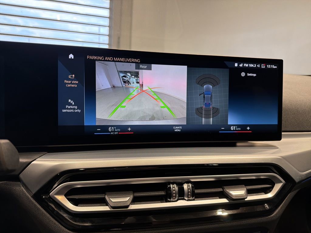 Used 2023 BMW i4 eDrive40 w/ Premium Package image 21