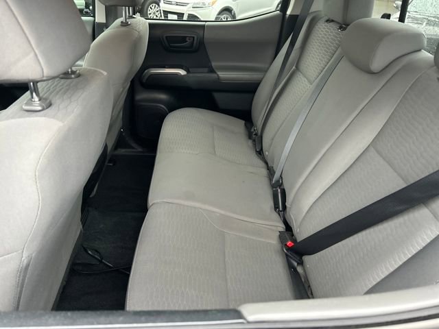 Used 2016 Toyota Tacoma SR5 image 13