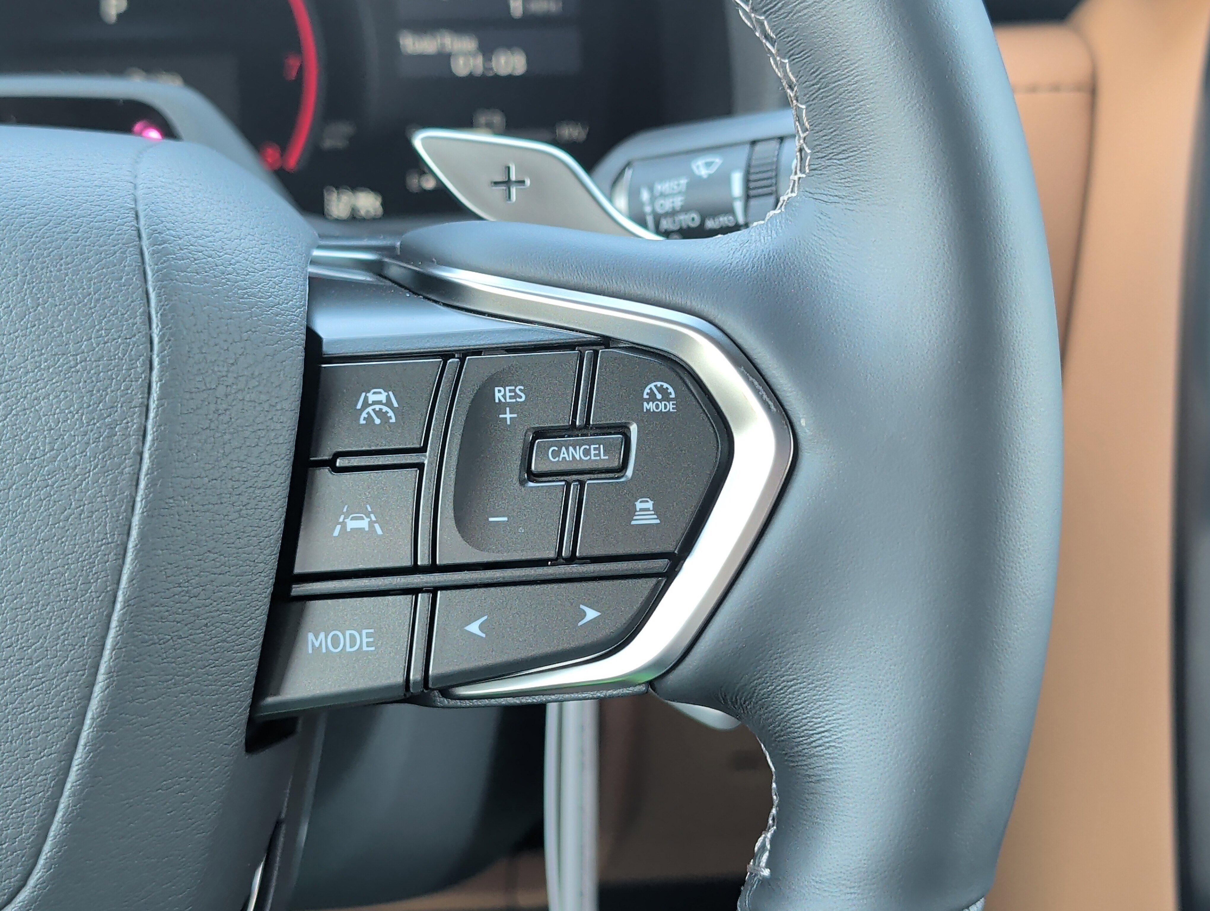 New 2026 Lexus LX 600 4WD w/ Luxury Package image 13