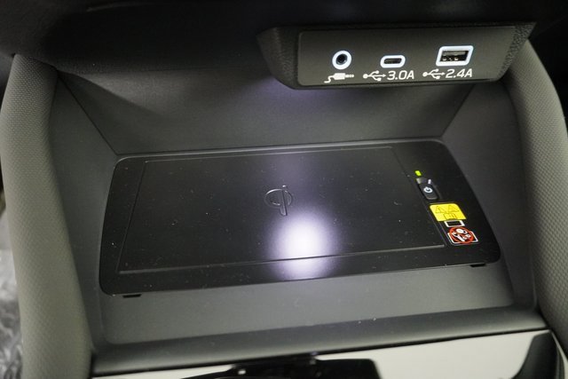New 2025 Subaru Forester Limited w/ Popular Package image 18