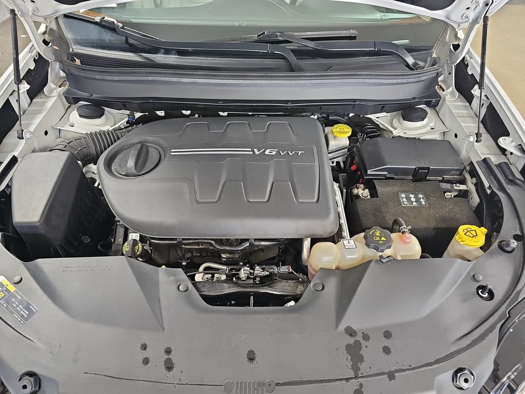 Used 2020 Jeep Cherokee Limited AWD/4WD image 36