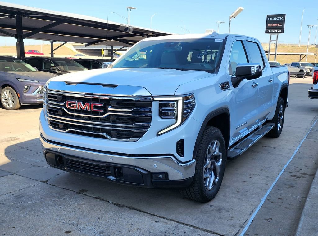 New 2026 GMC Sierra 1500 SLT image 8