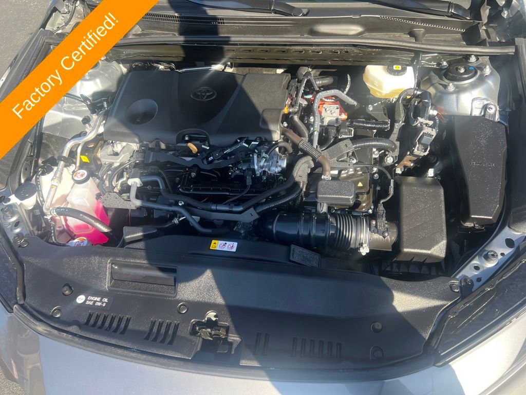 Used 2025 Toyota Camry SE image 25
