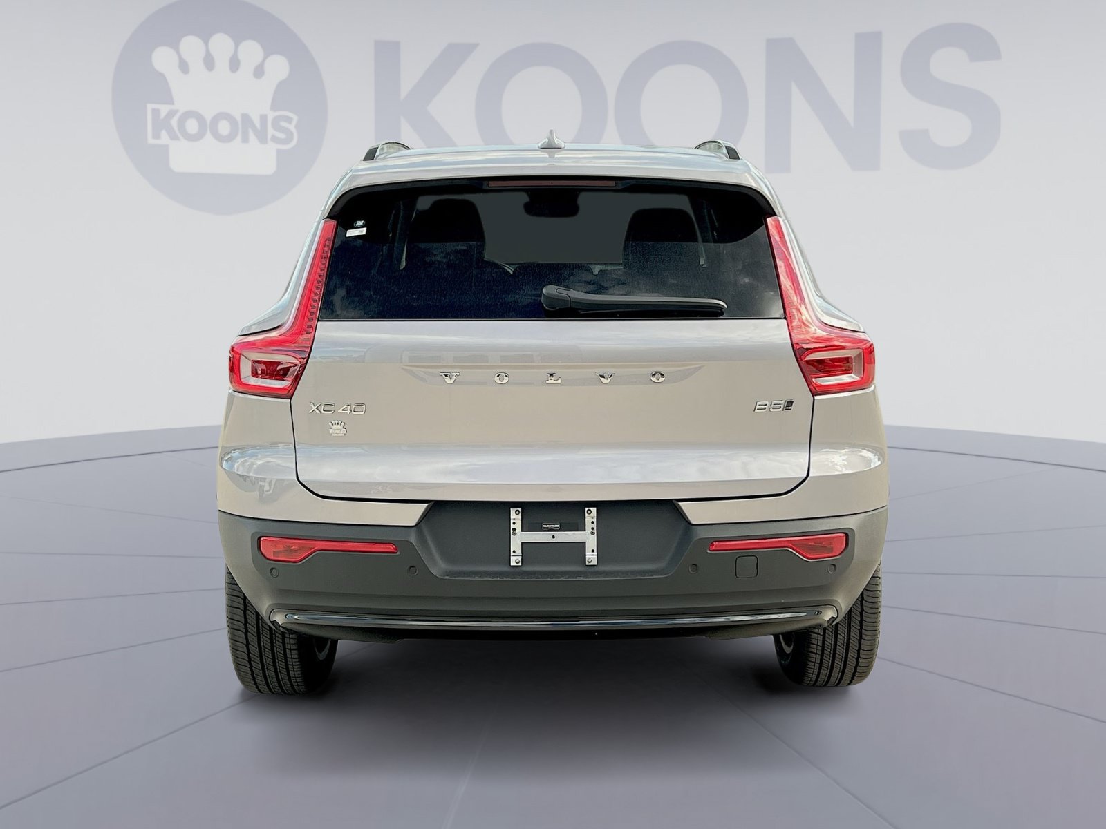 New 2026 Volvo XC40 B5 Plus w/ Protection Package Premier AWD/4WD image 5