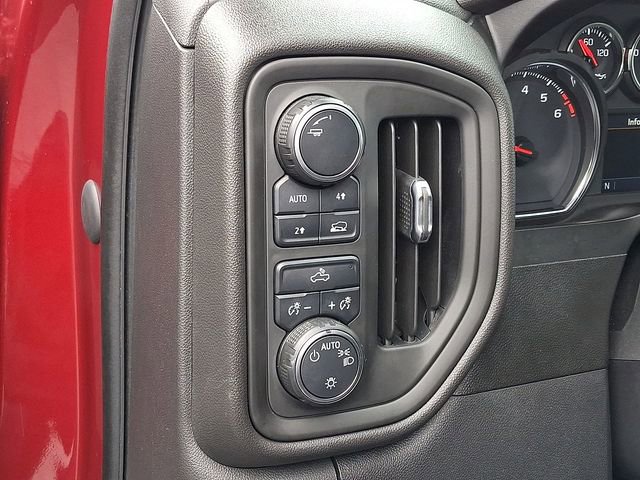 Used 2021 Chevrolet Silverado 1500 Custom w/ Safety Confidence Package AWD/4WD image 23
