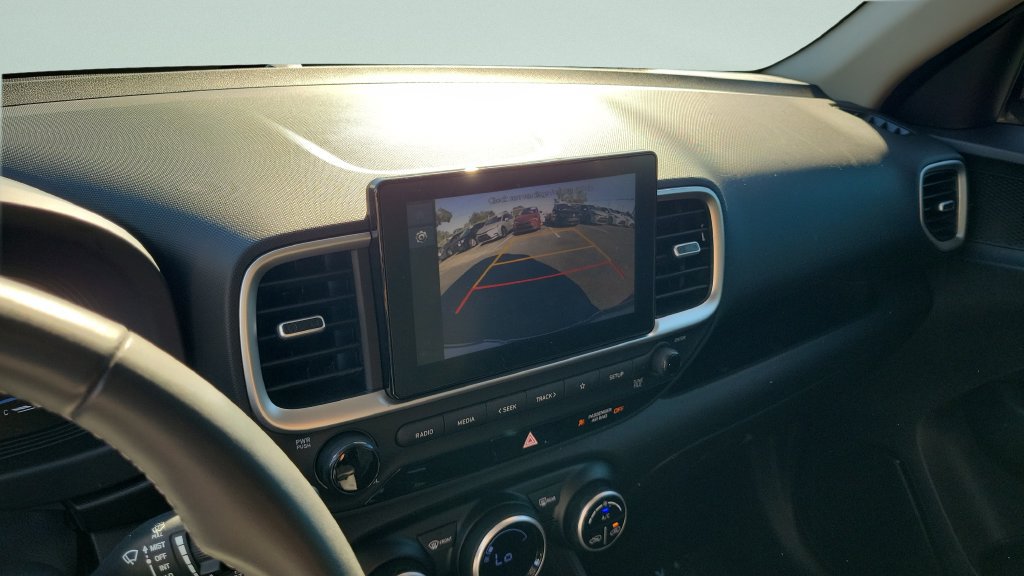 Used 2025 Hyundai Venue SEL FWD image 15