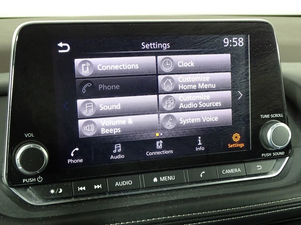 Used 2023 Nissan Rogue S image 36