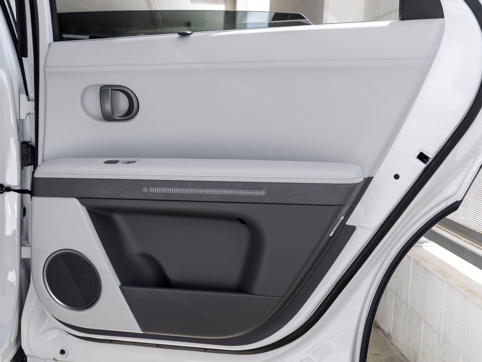New 2027 Hyundai Ioniq 5 Limited RWD image 22
