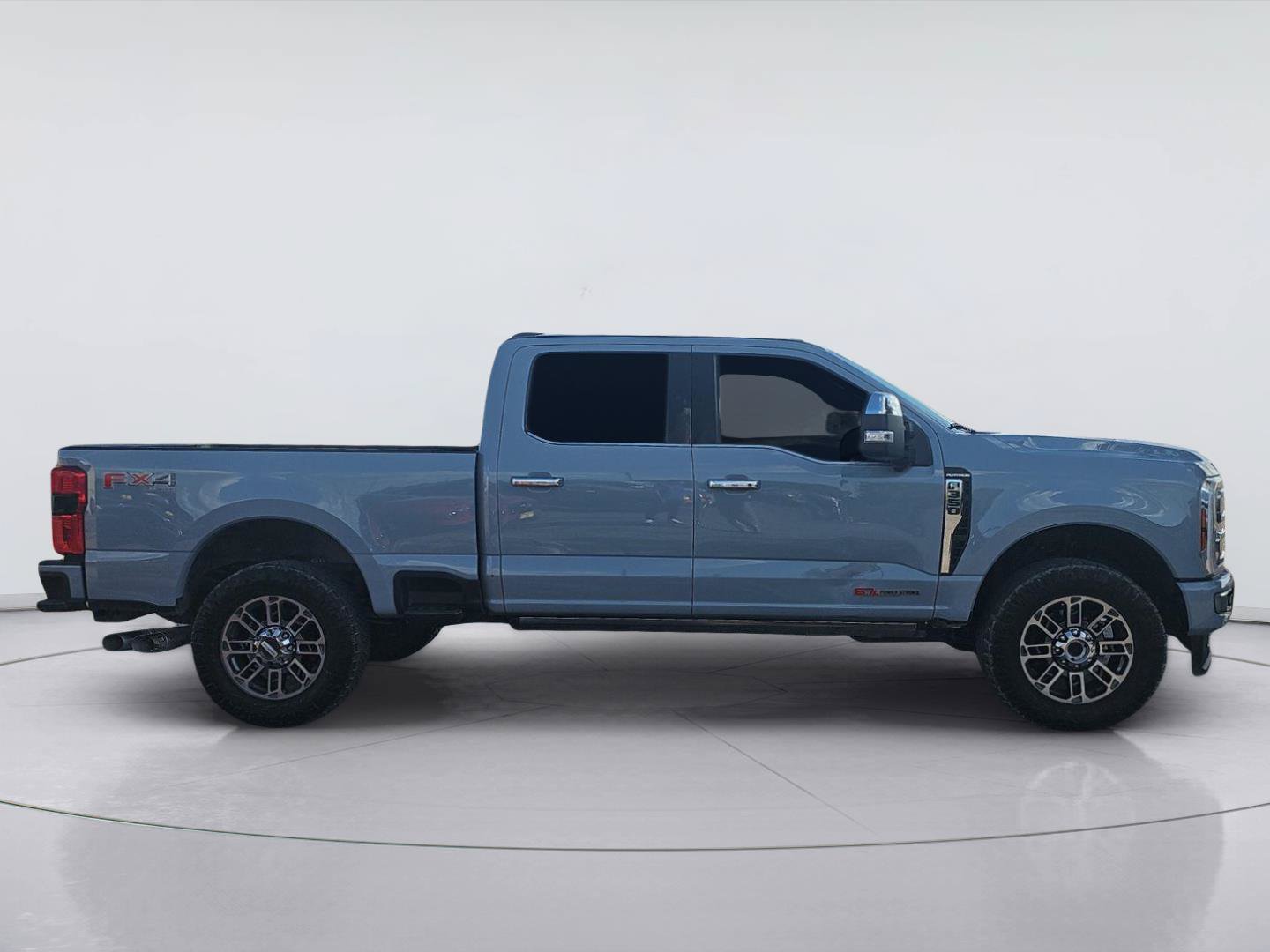Used 2024 Ford F350 Platinum w/ FX4 Off-Road Package AWD/4WD image 6