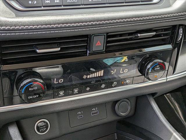 Used 2021 Nissan Rogue SV FWD image 15