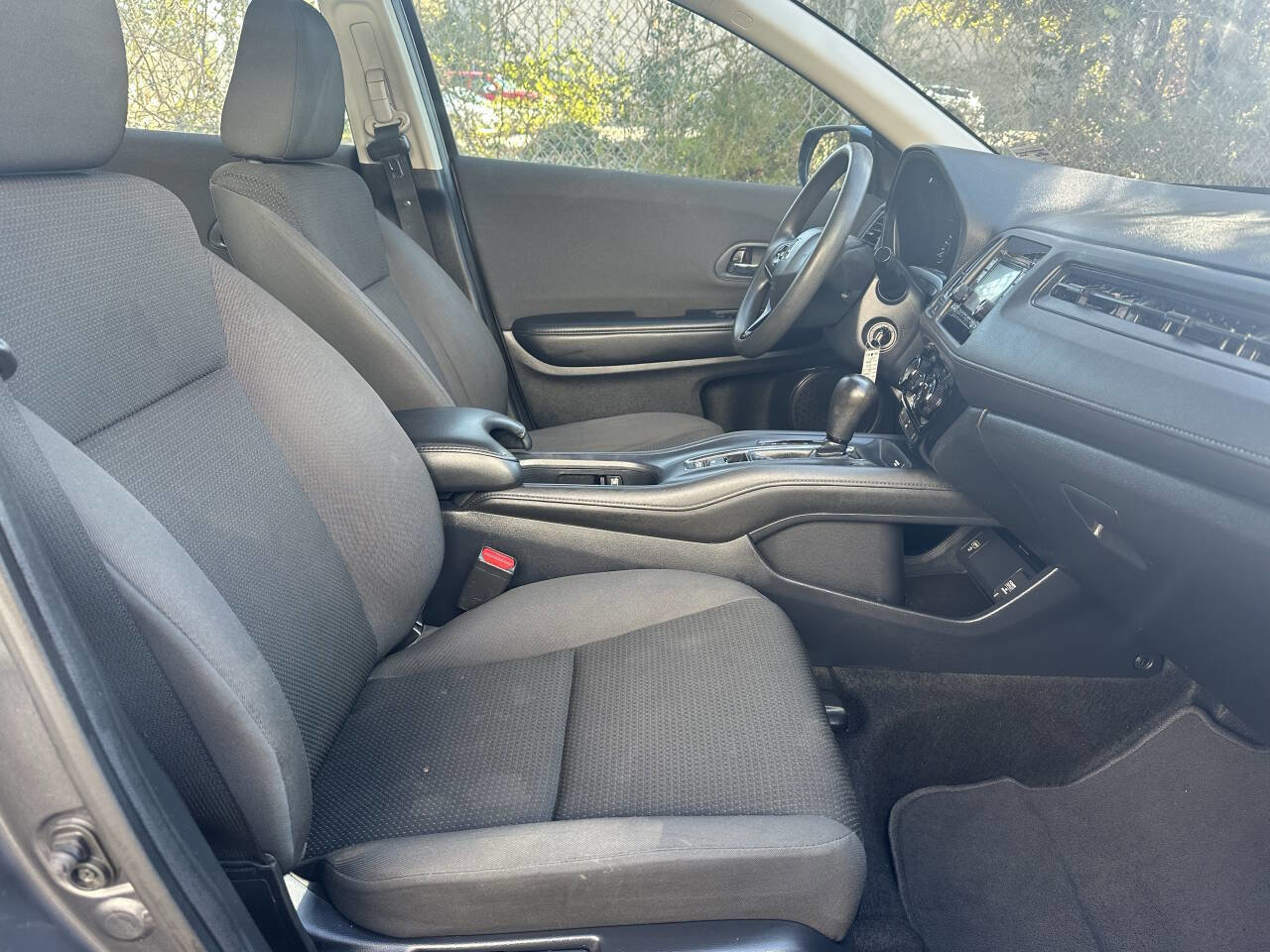 Used 2019 Honda HR-V LX image 13