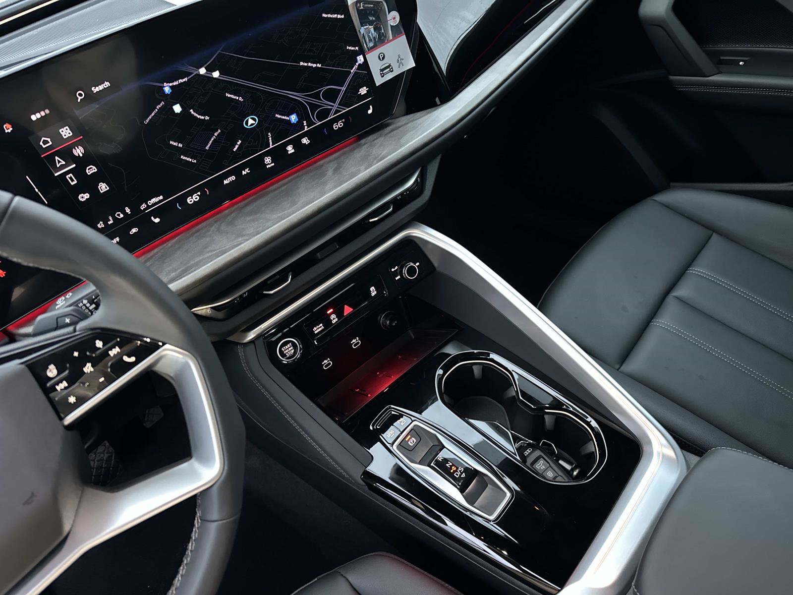 Used 2025 Audi Q5 Premium AWD/4WD image 23