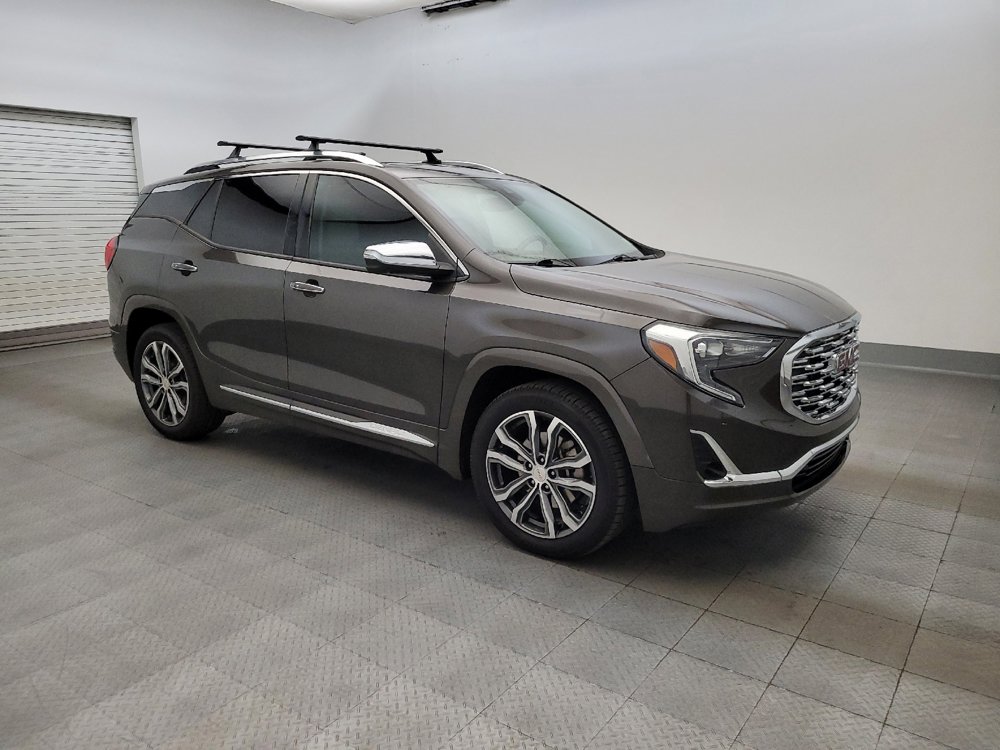 Used 2020 GMC Terrain Denali w/ Denali Premium Package FWD image 11