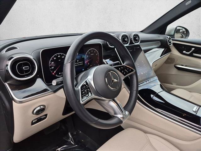 Used 2023 Mercedes-Benz GLC 300 image 10