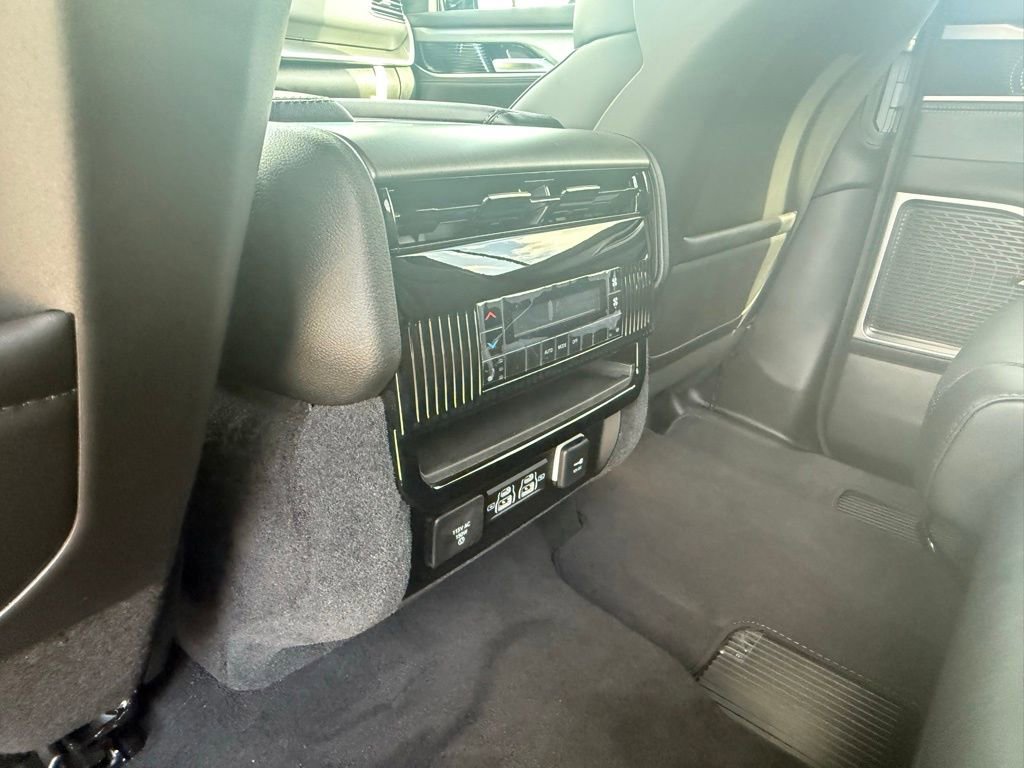 New 2025 Jeep Wagoneer L Series II w/ Premium Group I image 34