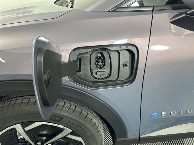 New 2026 Chevrolet Equinox EV LT image 10