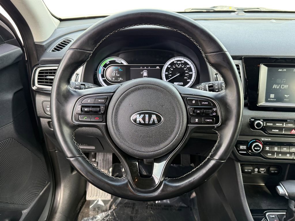 Used 2018 Kia Niro EX image 12
