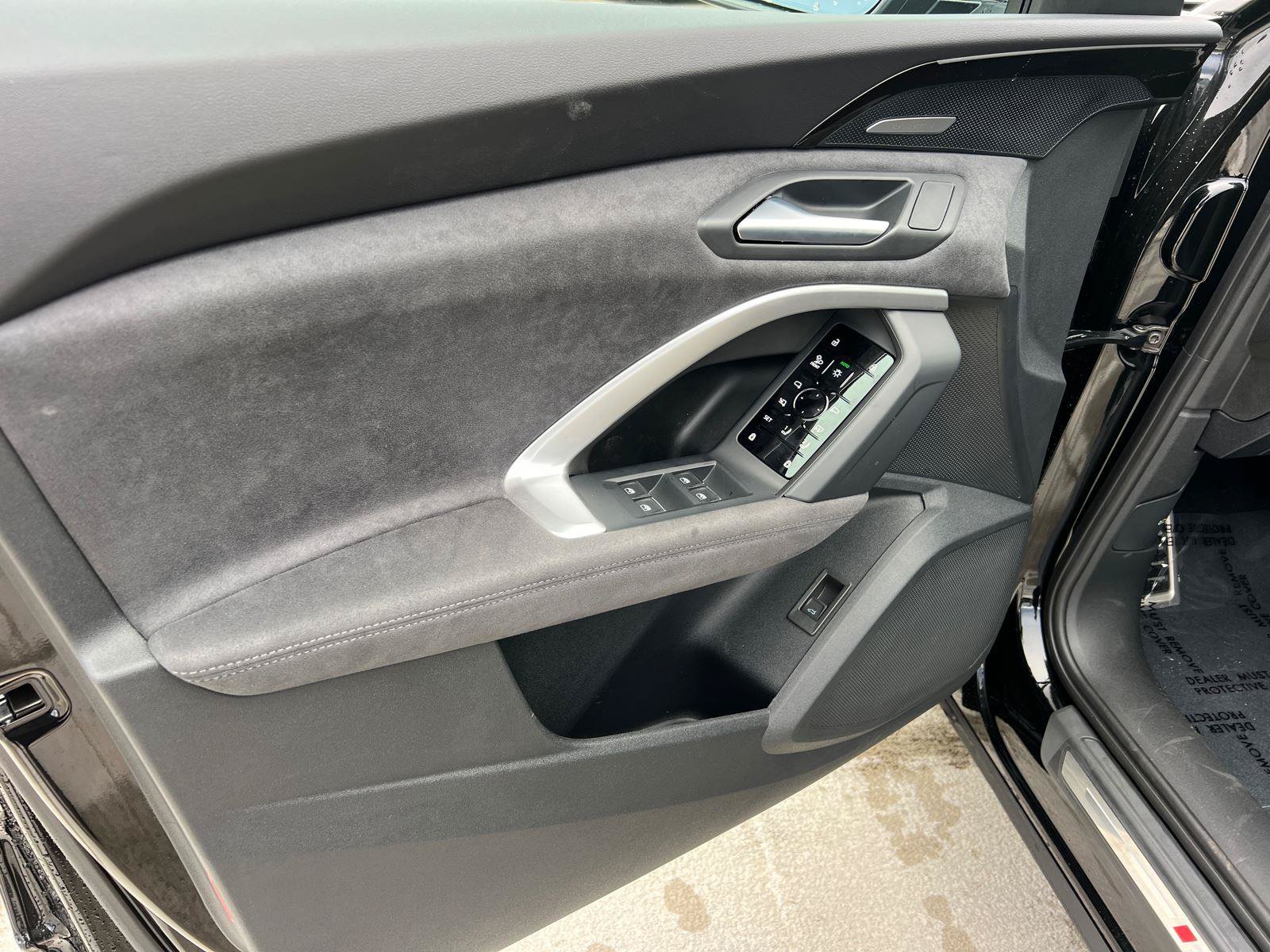 New 2025 Audi SQ5 Premium Plus AWD/4WD image 10