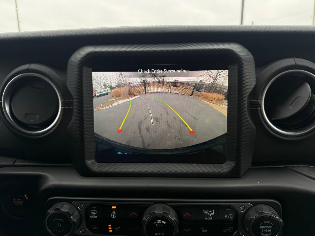 Used 2023 Jeep Wrangler Unlimited Sahara w/ Cold Weather Group image 22