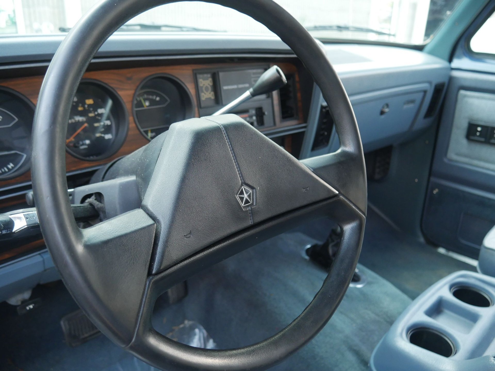 Used 1988 Dodge Ramcharger 4WD image 4