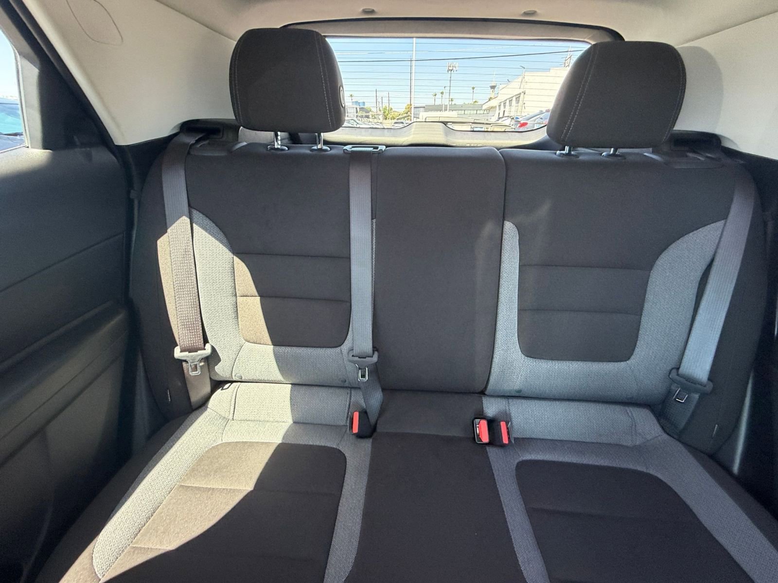 Used 2025 Chevrolet TrailBlazer LT FWD image 37