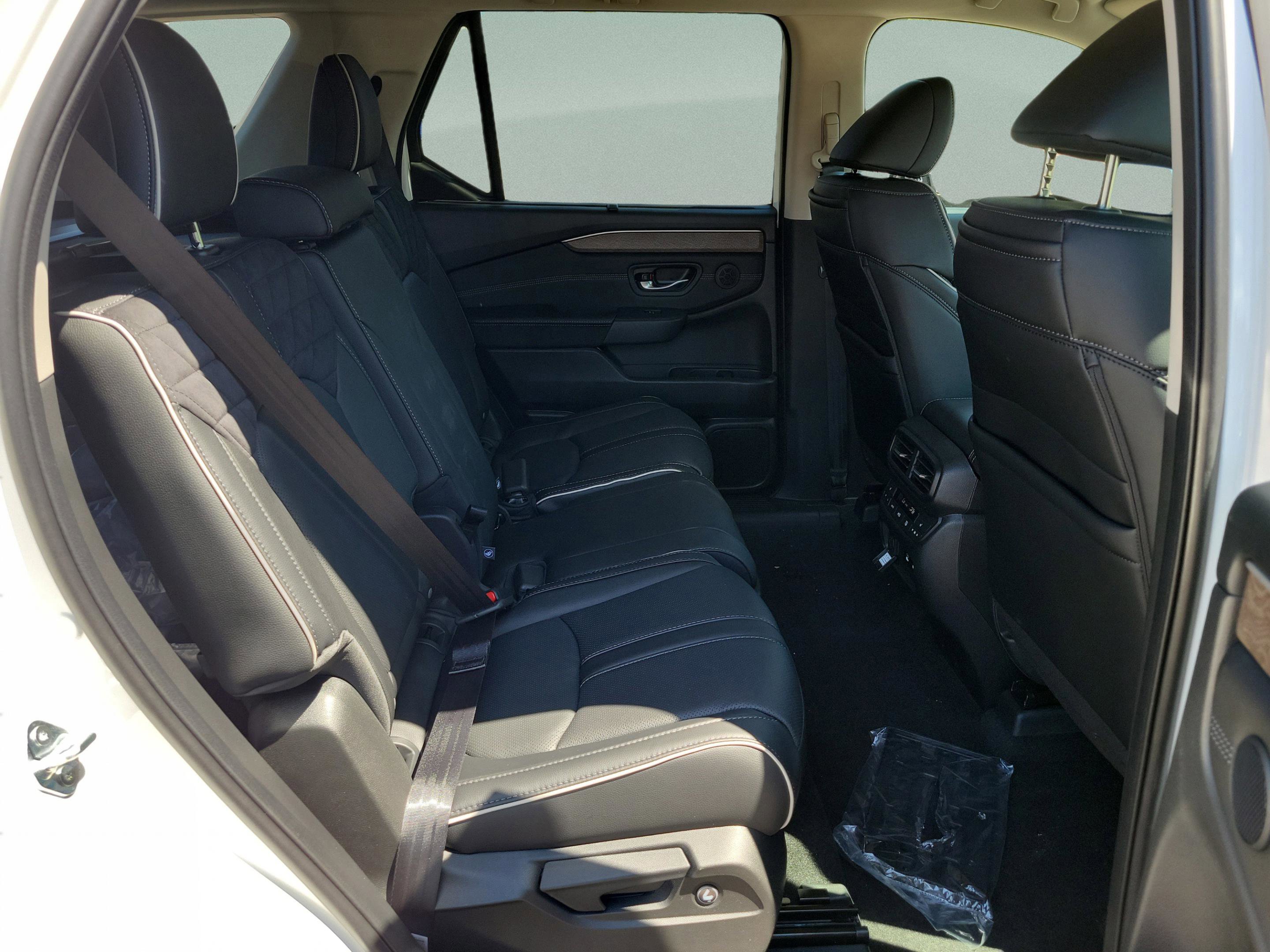 New 2026 Honda Pilot Elite image 10